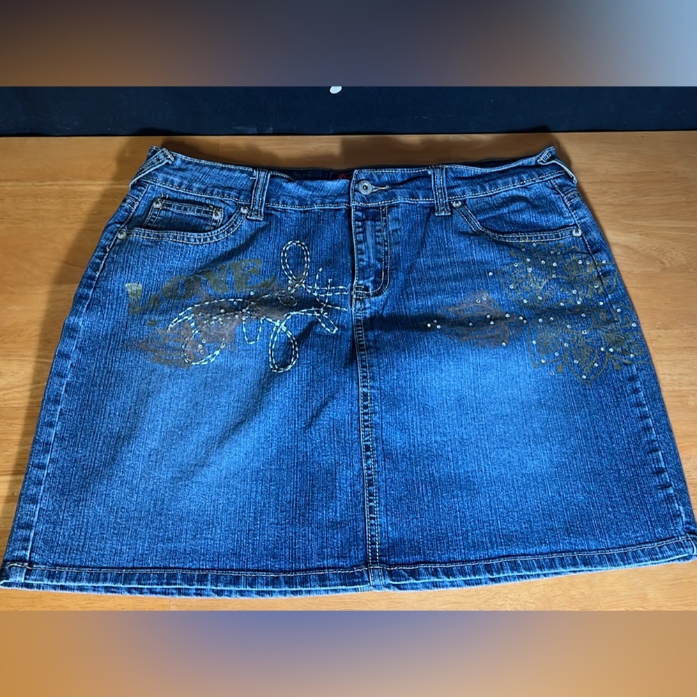Vintage Embroidered Denim Mini Skirt